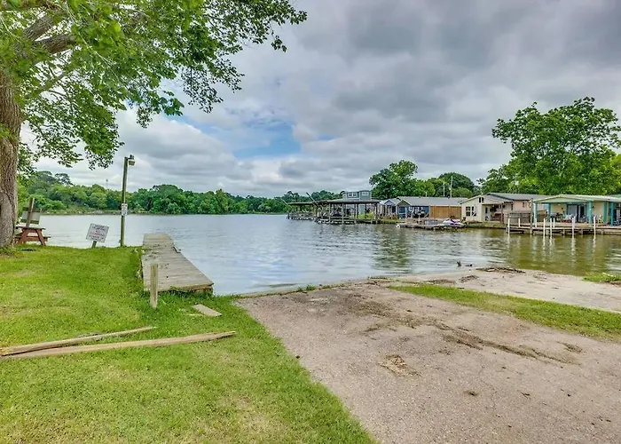 Vacation Home Lake Livingston!